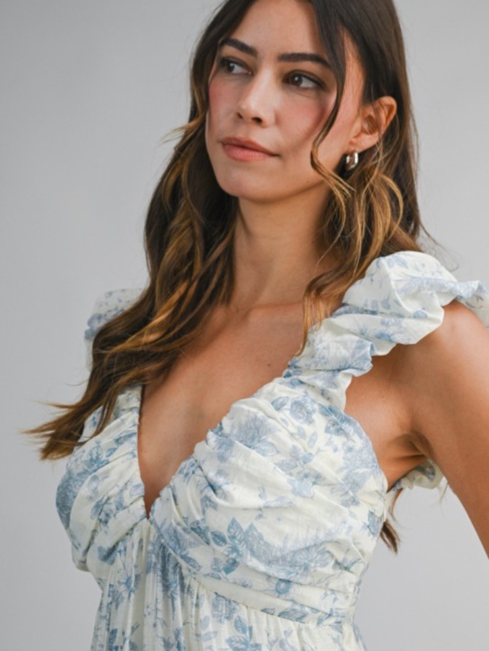 Leah Dress - Picture 6 of 7